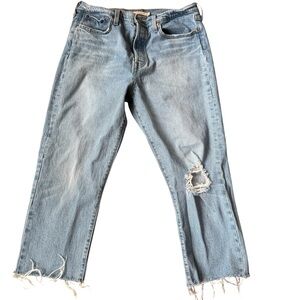Levi’s Wedgie Straight Jeans Size 32 Raw Hem Light Wash Denim Button Fly Crop